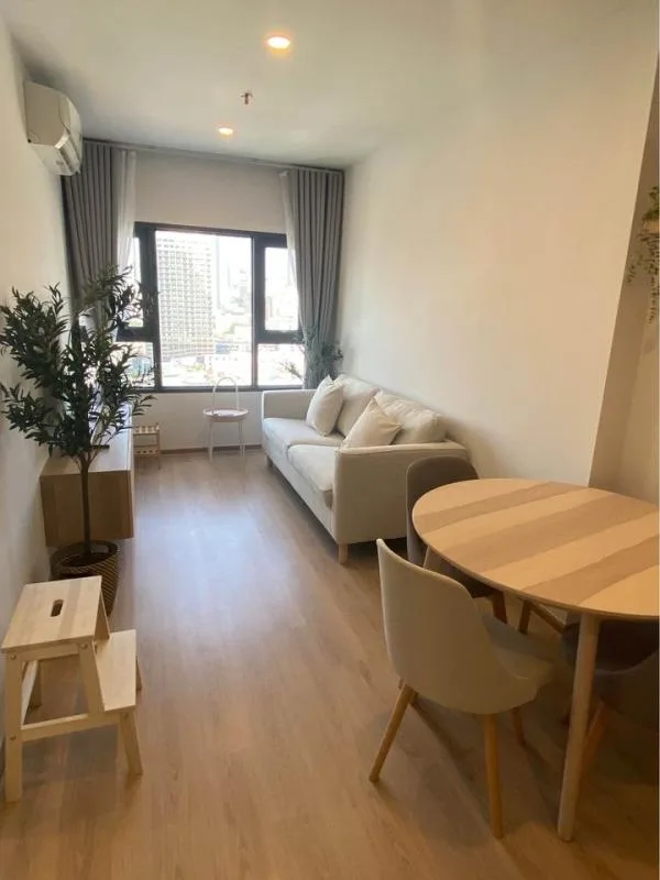 Property photos for Life Rama 4 - Asoke