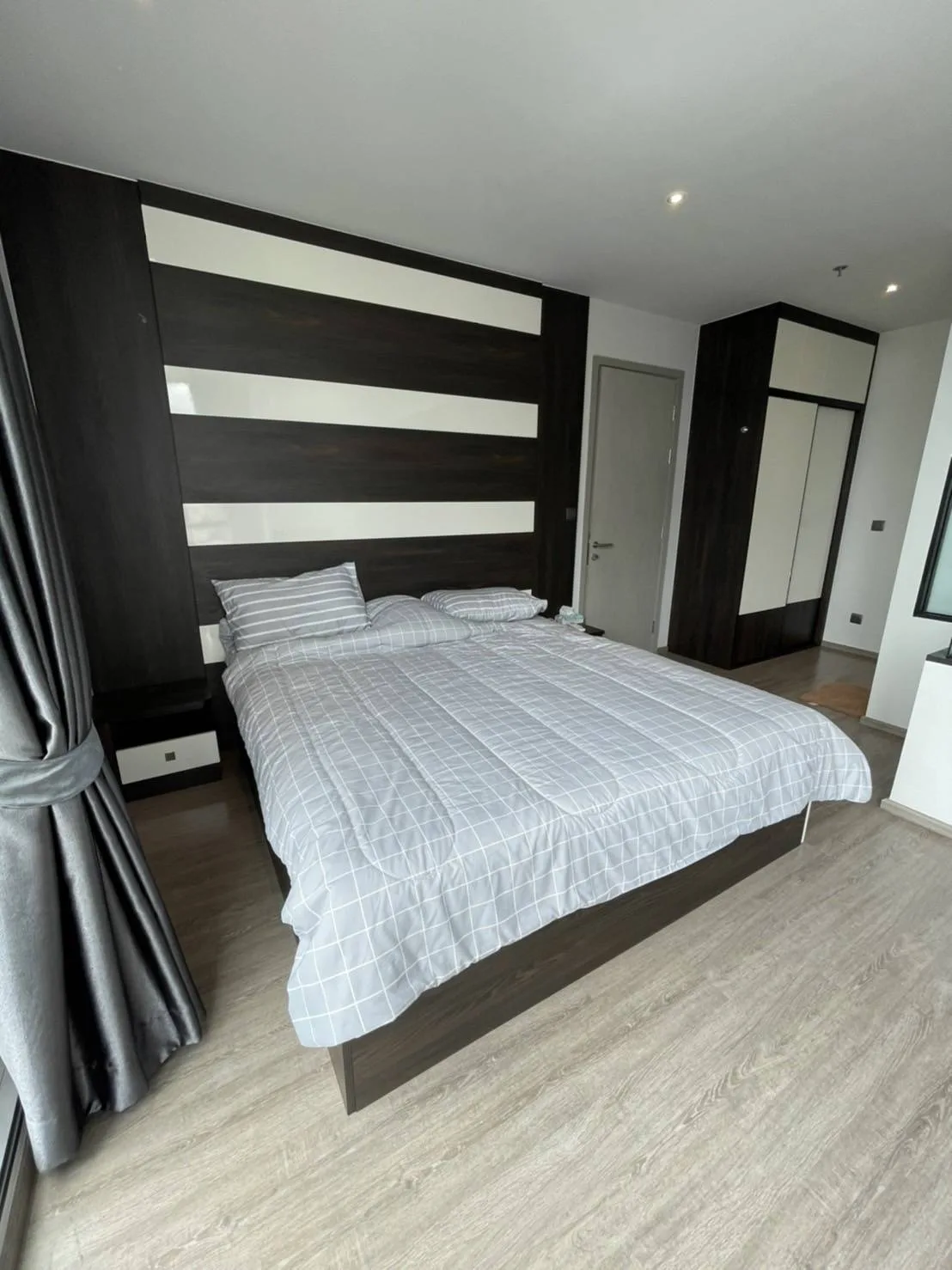 Property photos for Rhythm Ekkamai