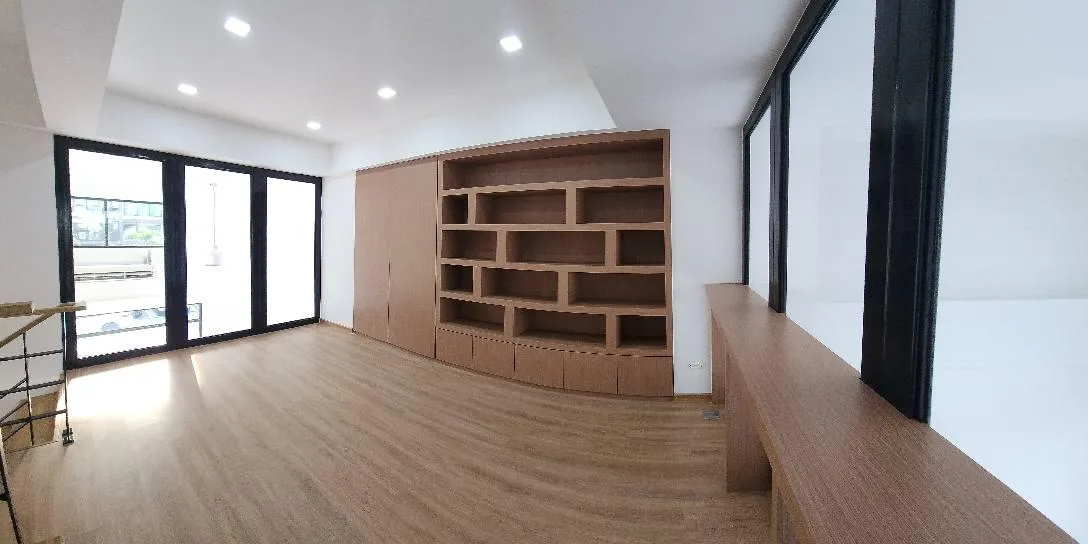 Property photos for H-cape Biz Sector On-nut