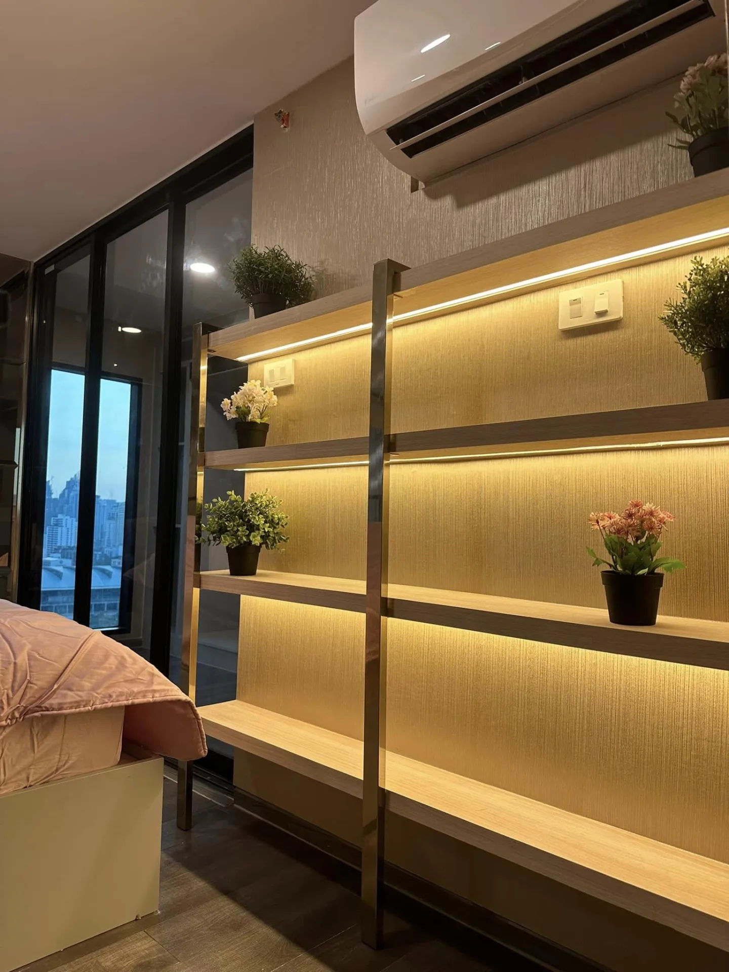 Property photos for KnightsBridge Space ??? Rama9