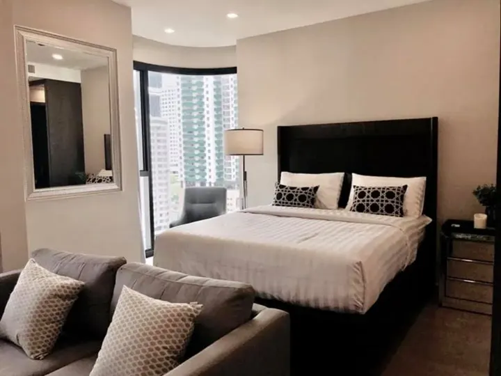 Property photos for Ashton Asoke