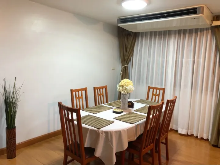 Property photos for 39 Suites