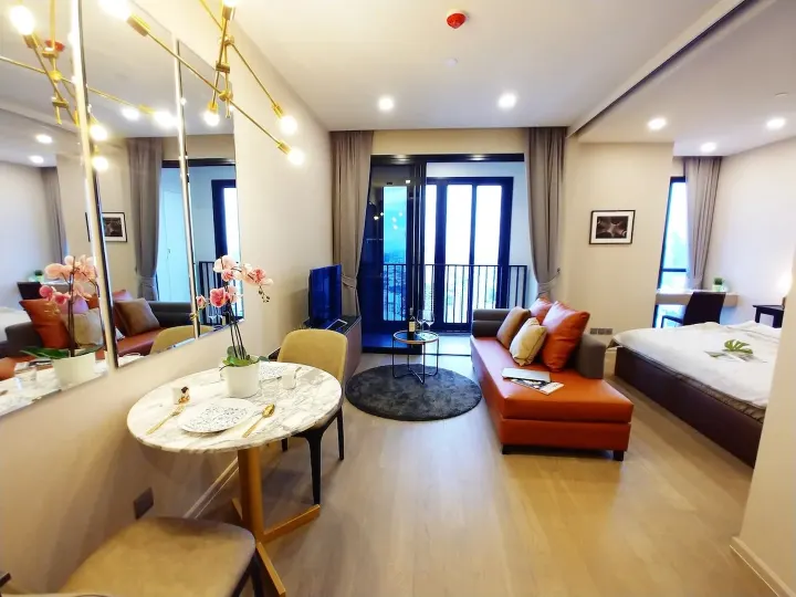 Property photos for Ashton Asoke