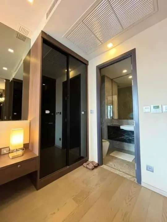 Property photos for Ashton Asoke