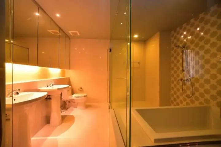 Property photos for Aguston Sukhumvit 22