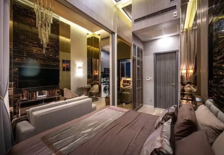 Property photos for Ashton Asoke