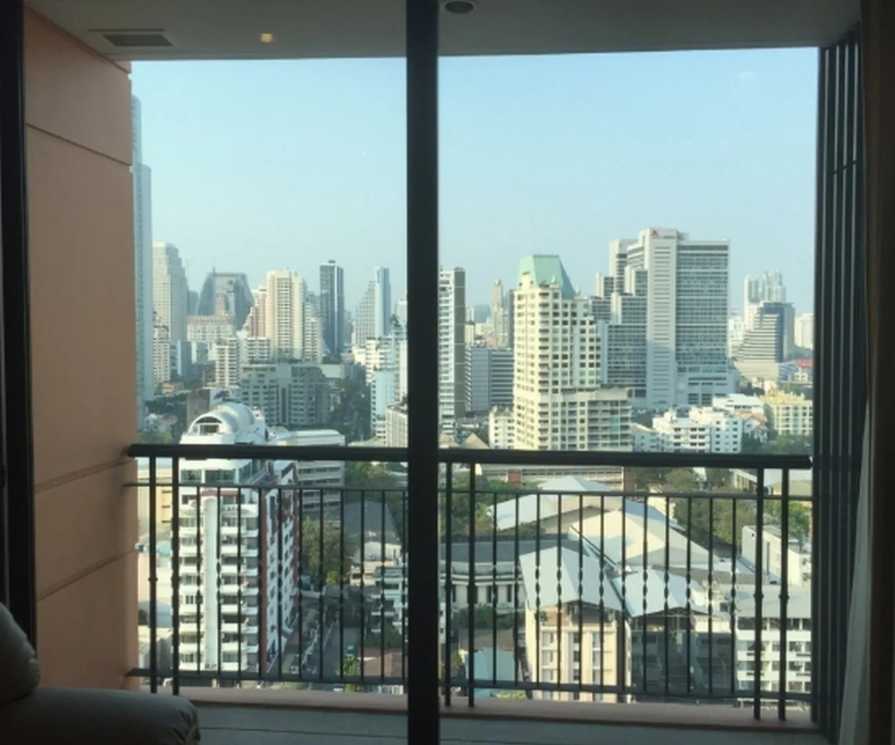 Property photos for Aguston Sukhumvit 22