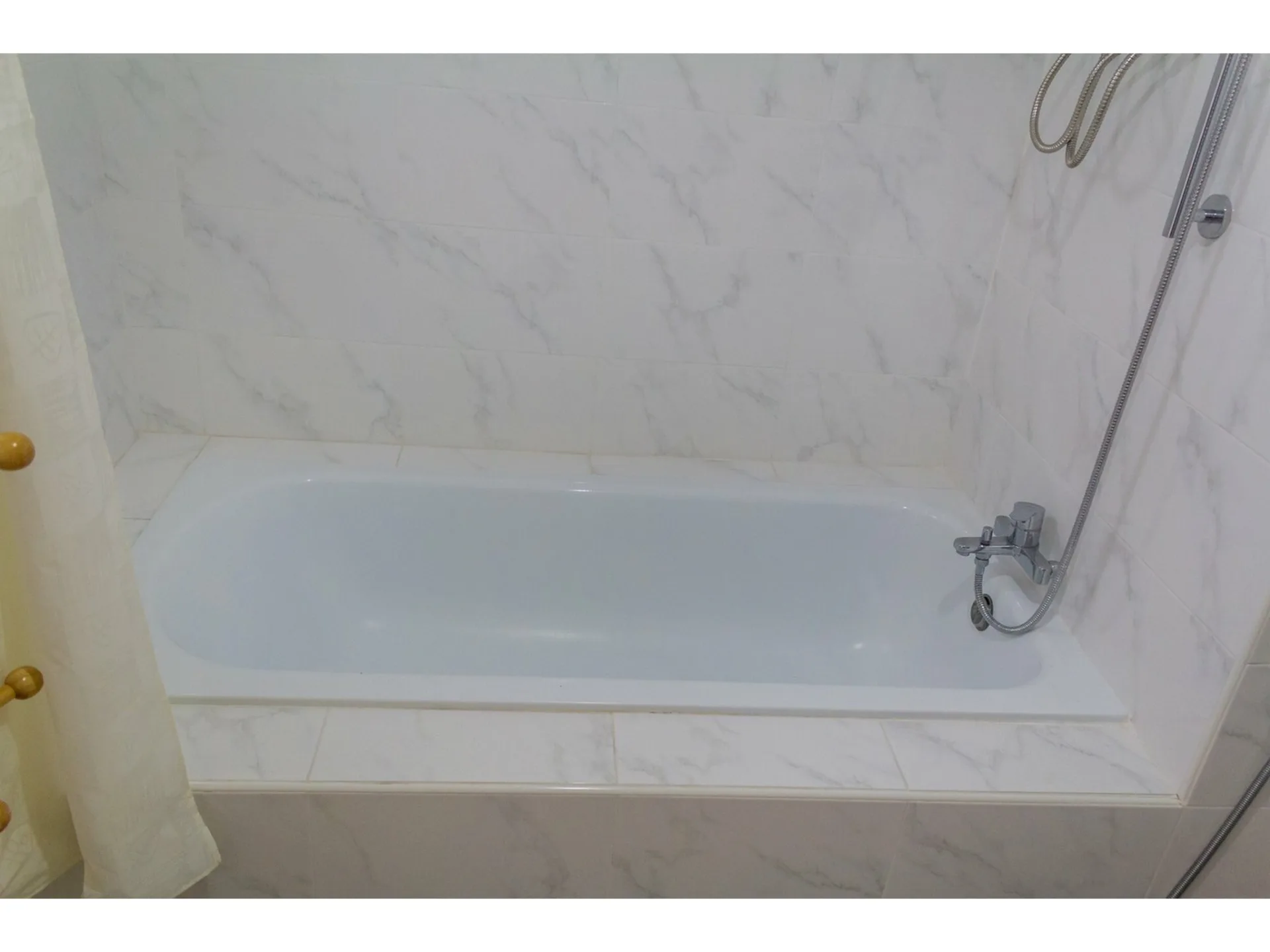 Property photos for 39 Suites