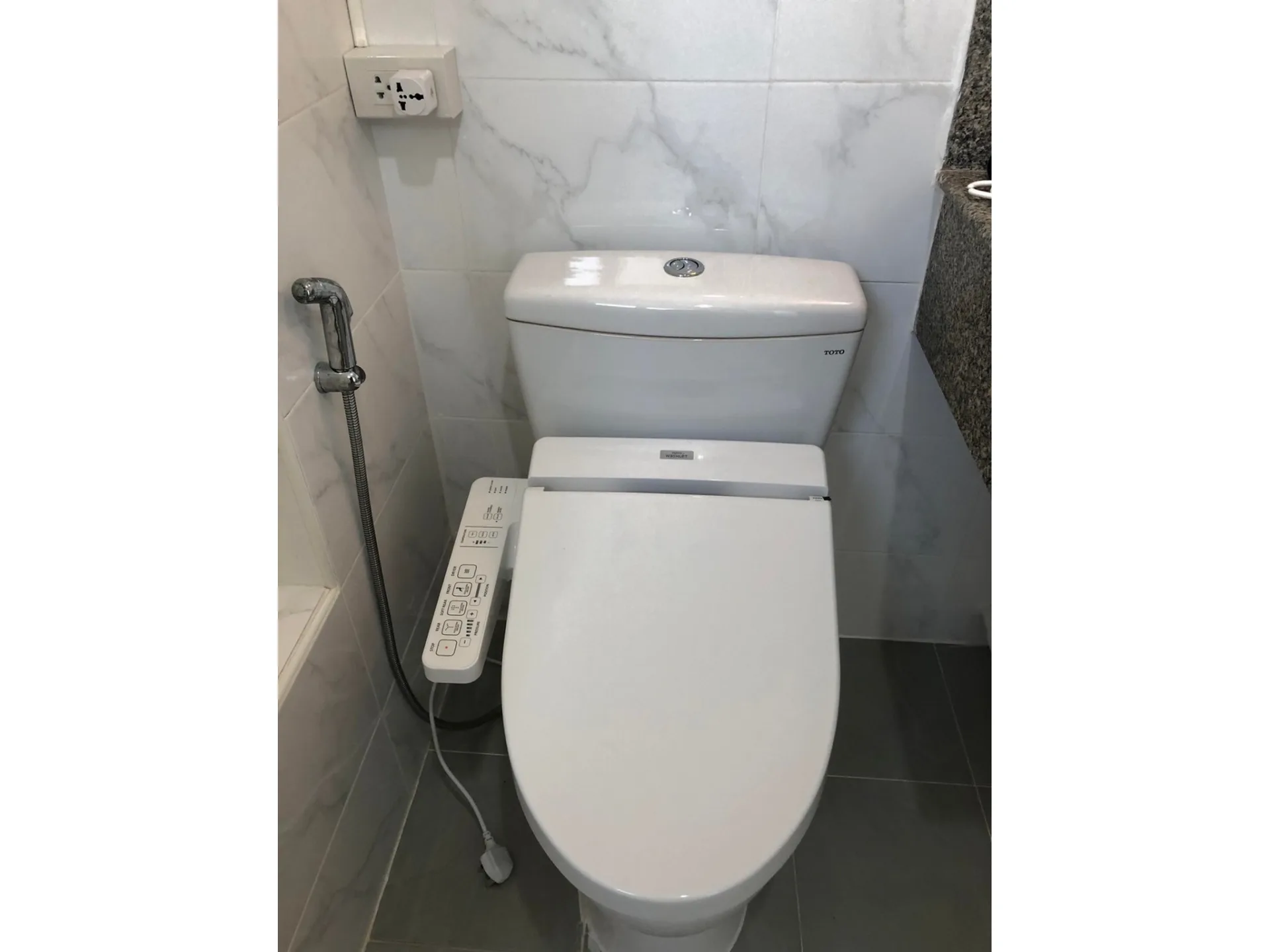 Property photos for 39 Suites