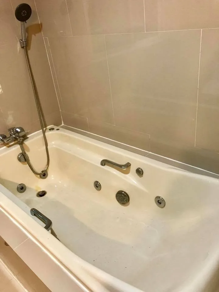 Property photos for 33 Tower