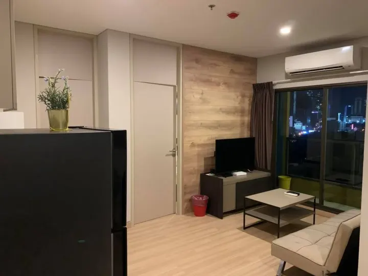 Property photos for Lumpini Suite Phetchaburi - Makkasan