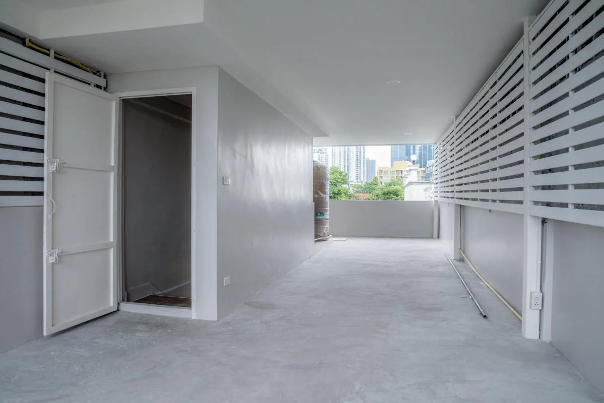Property photos for Townhouse Soi Chaiyaphruek
