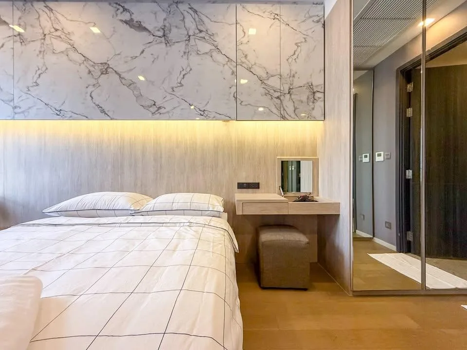 Property photos for Ashton Asoke