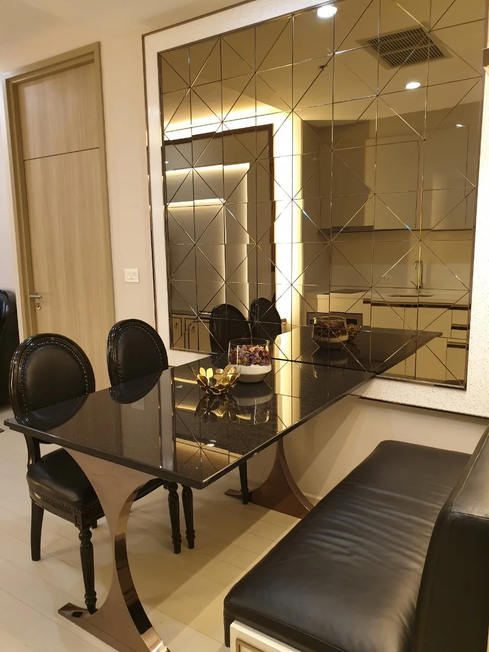 Property photos for Noble Ploenchit