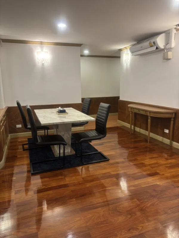 Property photos for Pearl Garden