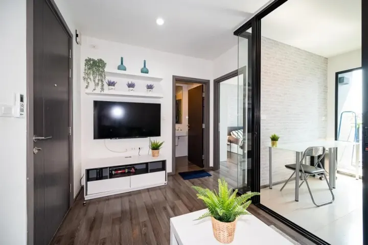 Property photos for The Base Park East Sukhumvit 77
