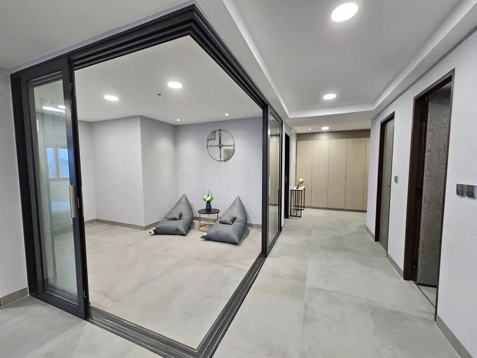 Property photos for The Waterford Diamond