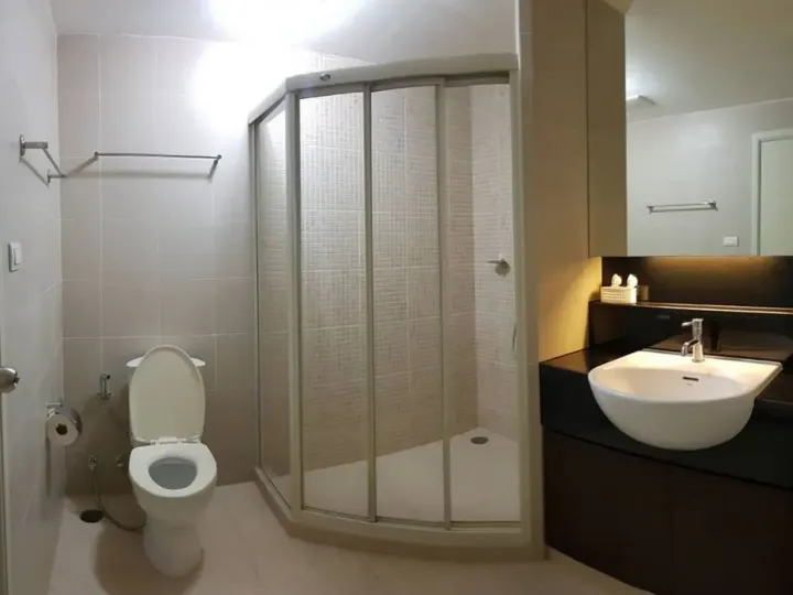 Property photos for Centric Scene Phaholyothin 9