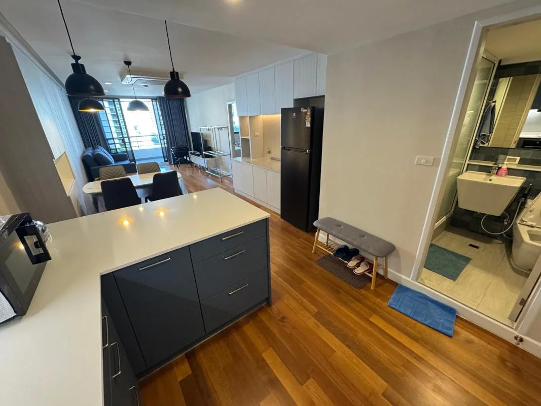 Property photos for Lake Avenue 16