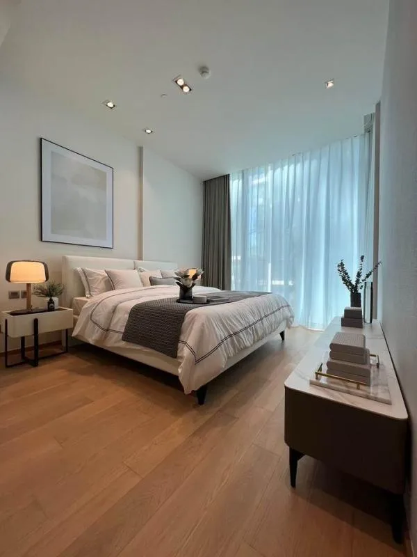 Property photos for 28 Chidlom