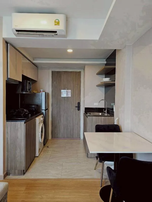 Property photos for Lloyd Soonvijai-thonglor