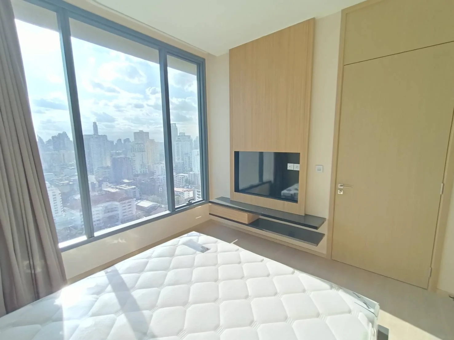 Property photos for The Esse Asoke