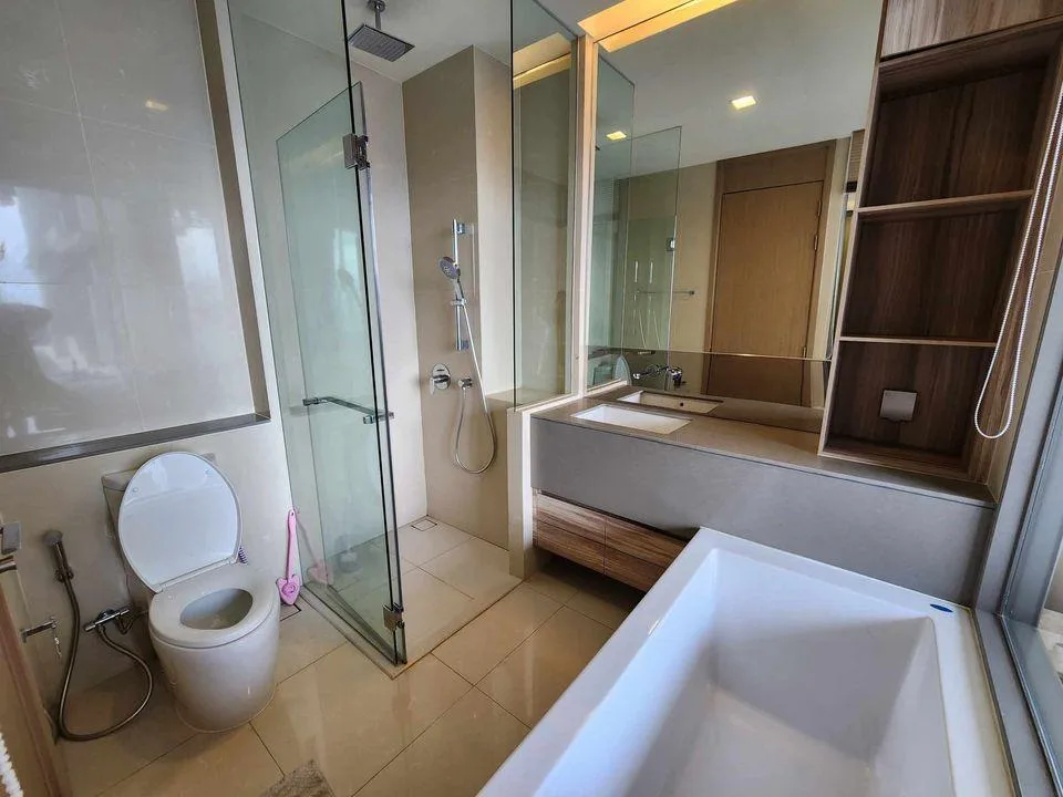 Property photos for The Esse Asoke