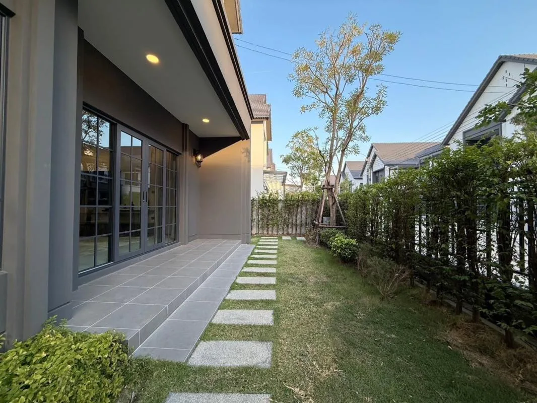 Property photos for Centro Bangna - Km.7