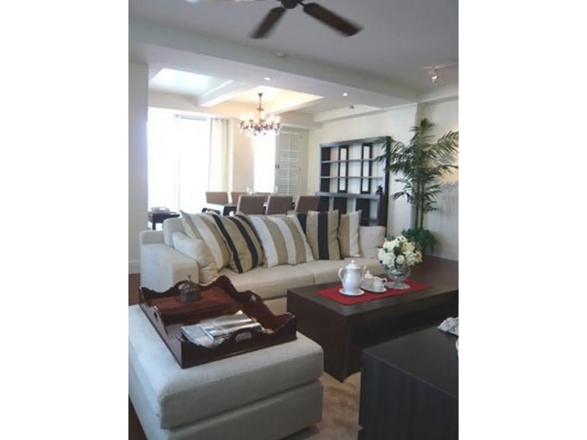 Property photos for Langsuan Ville