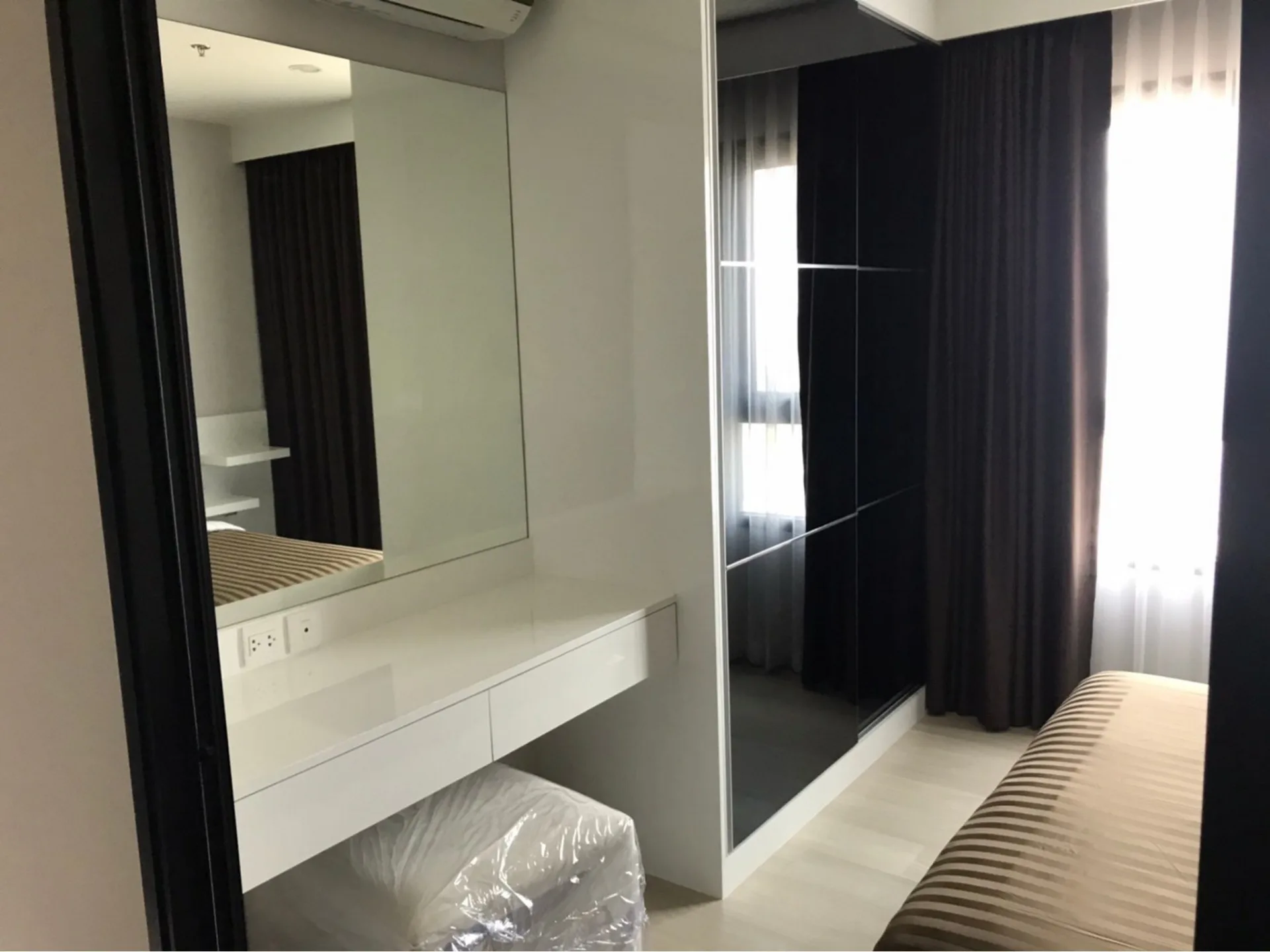 Property photos for Life Asoke