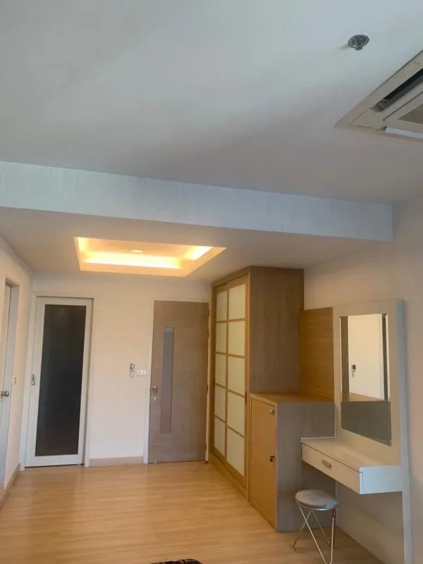 Property photos for Baan Sathorn Chaopraya