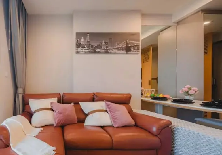 Property photos for The Room Sathorn - St.Louis