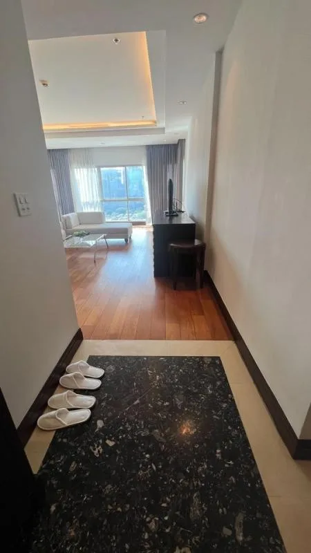 Property photos for Royal Residence Park