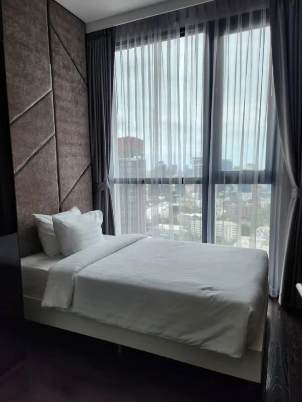 Property photos for Park Origin Thonglor