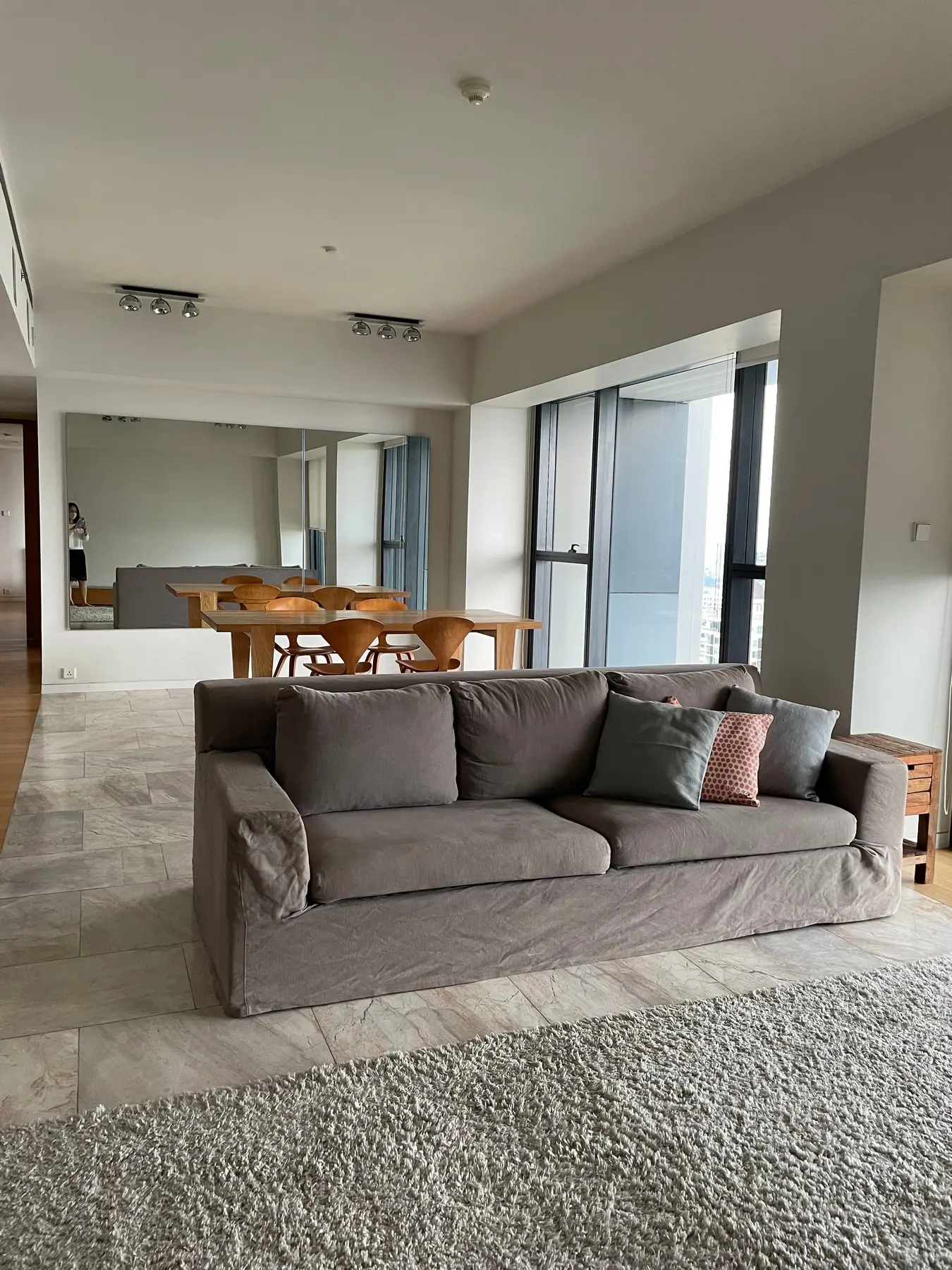 Property photos for The Met