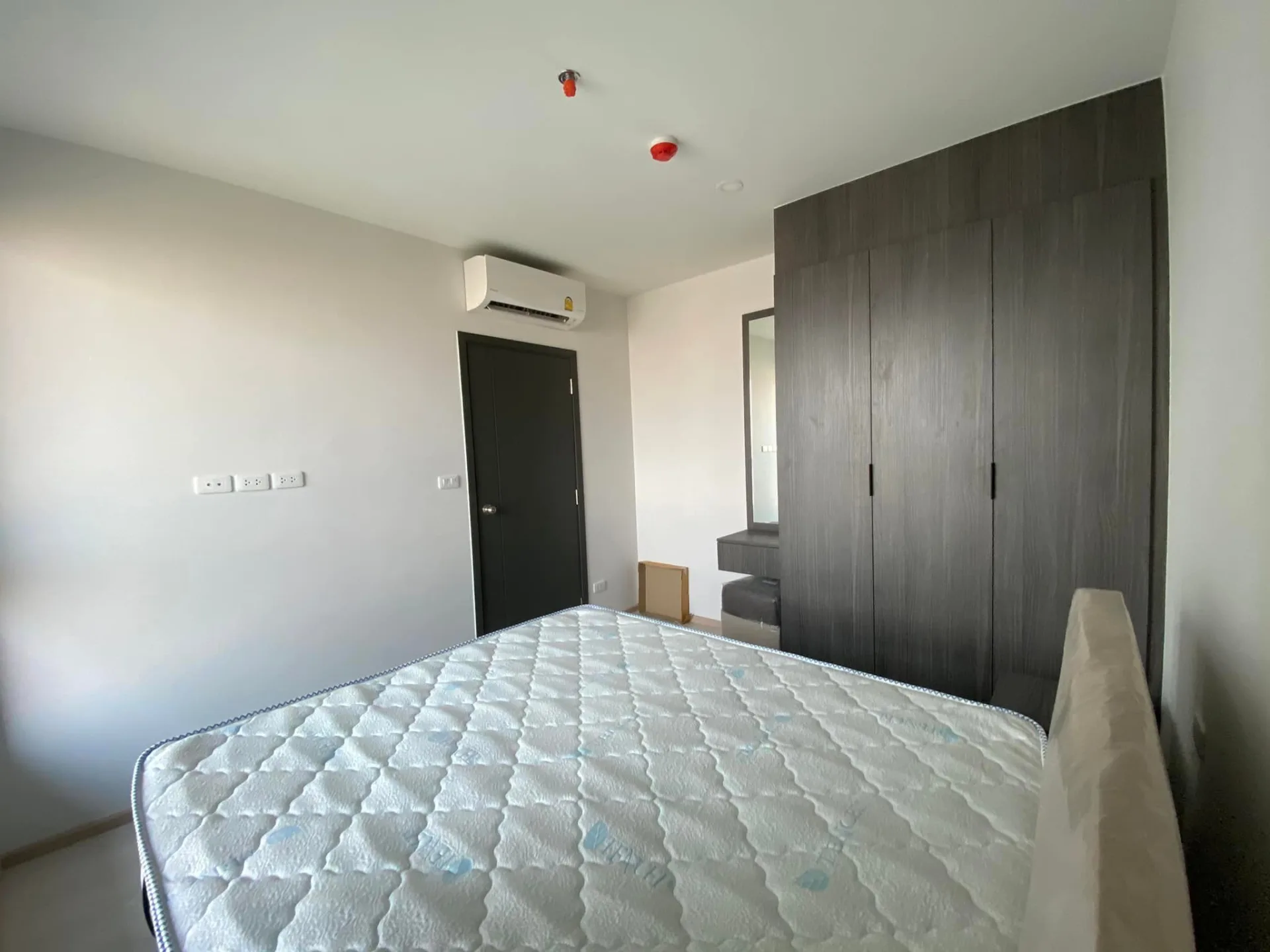 Property photos for Elio Del Nest Udomsuk