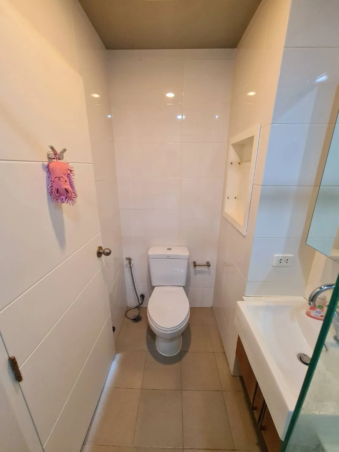 Property photos for Blocs 77