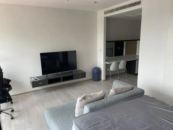 Property photos for Noble Reflex