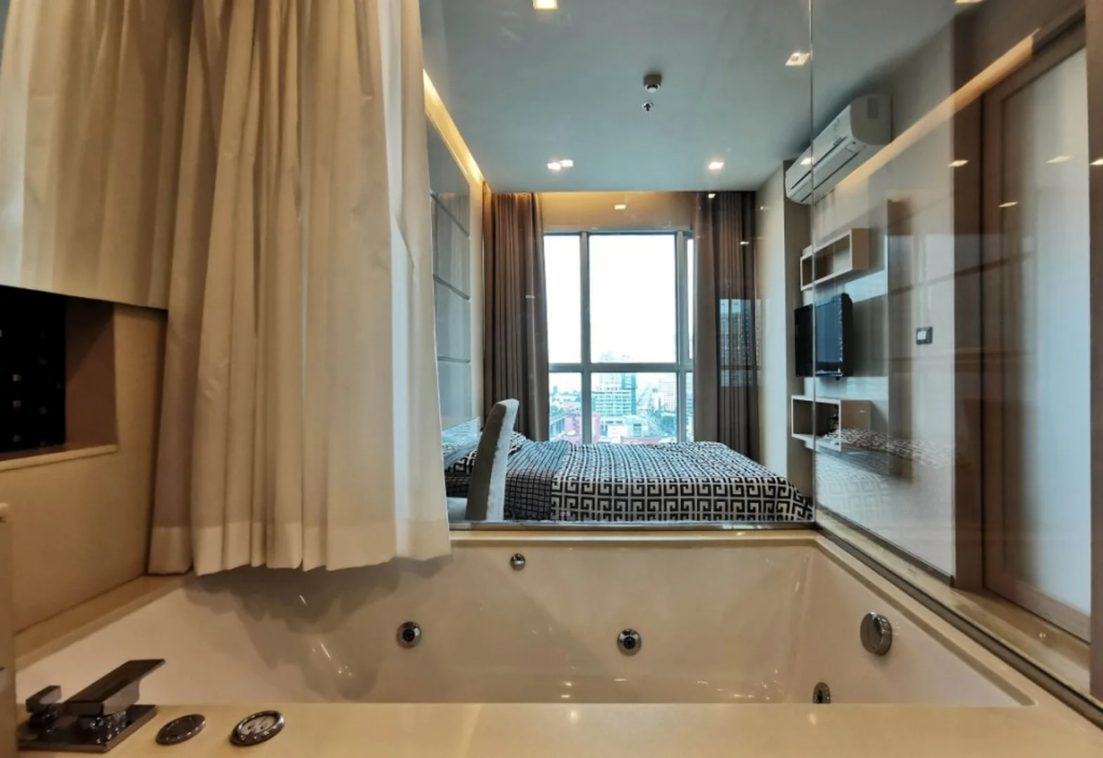 Property photos for The Address Asoke