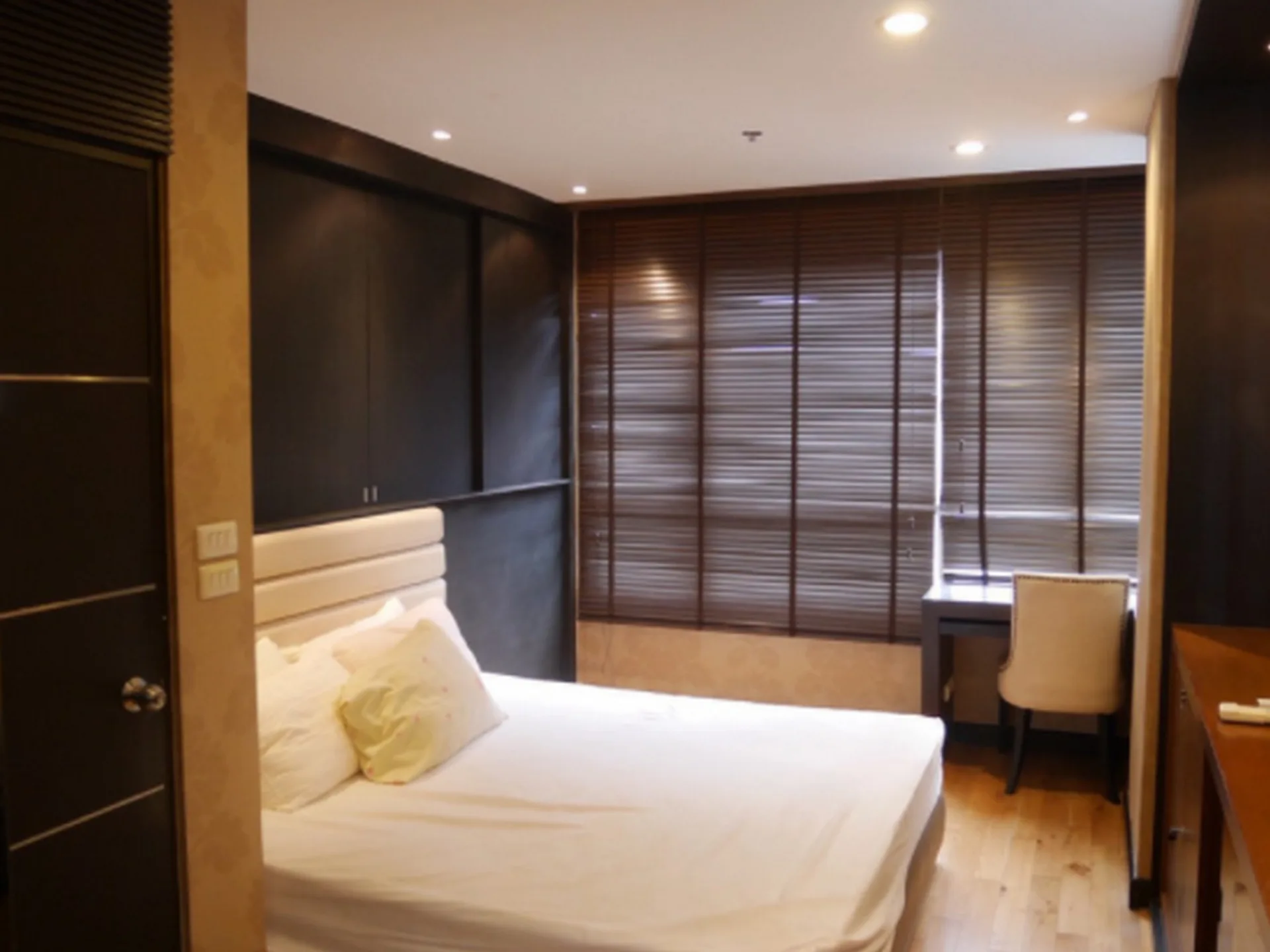 Property photos for Condo One X Sukhumvit 26
