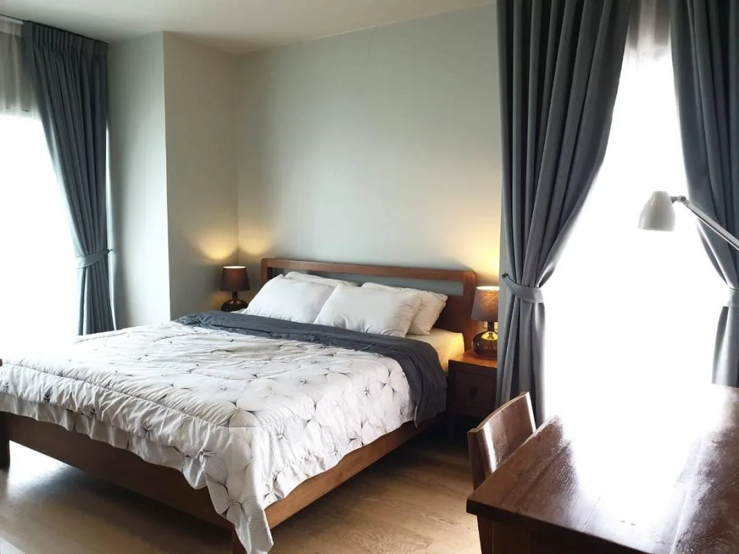 Property photos for Noble Refine