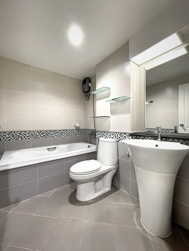 Property photos for The Waterford Sukhumvit 50 Onnut