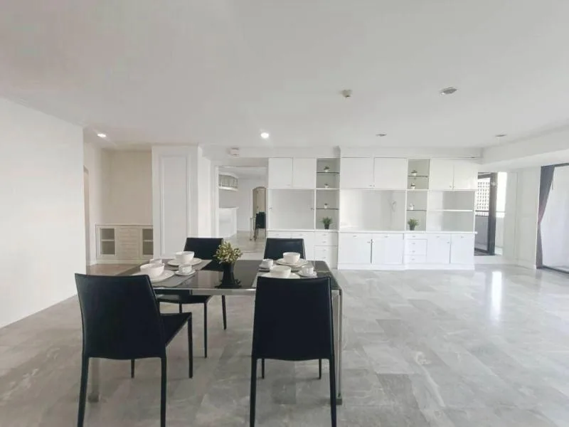 Property photos for The Waterford Diamond