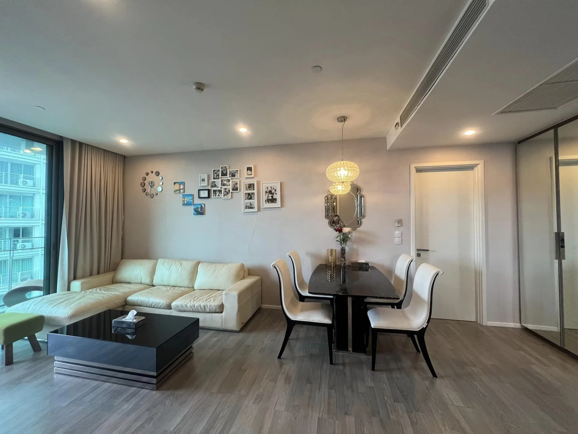 Property photos for The Room Sukhumvit 69
