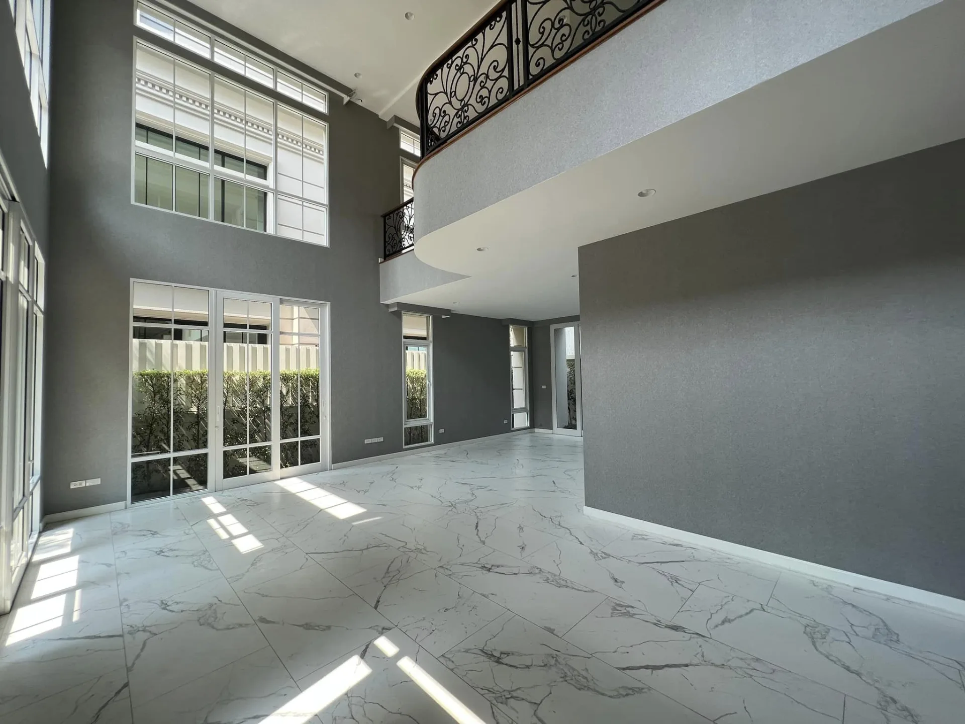 Property photos for Welton University, Rama 3