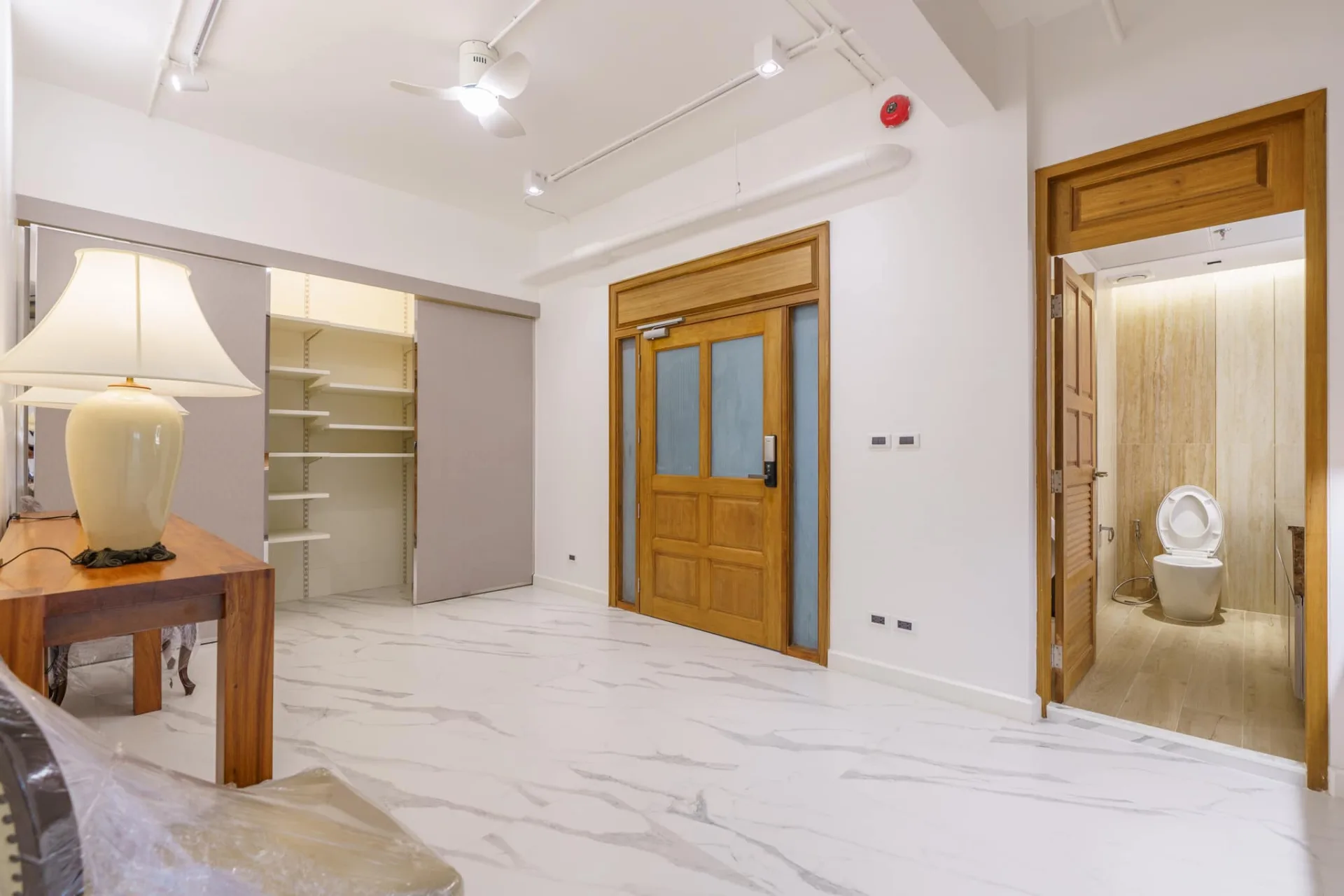 Property photos for 33 Tower