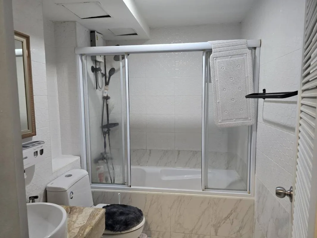 Property photos for Ratchada City Condo 2