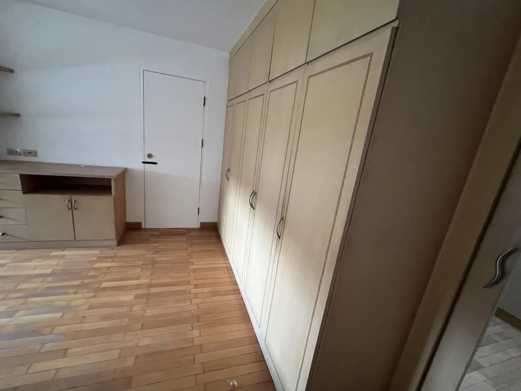 Property photos for The Royal Place 2