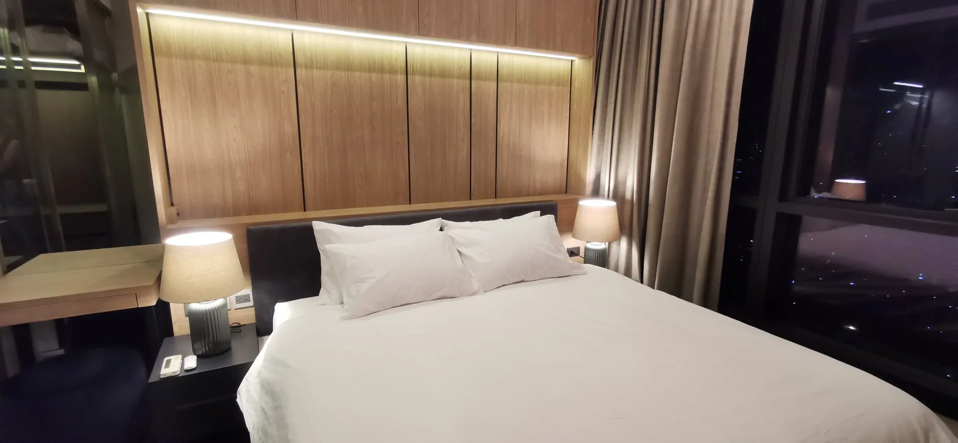 Property photos for The Esse Sukhumvit 36