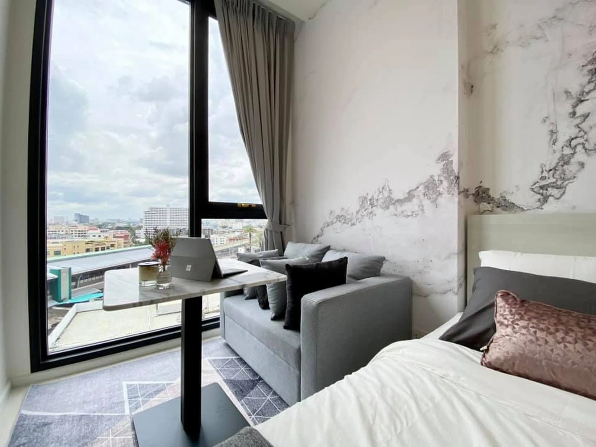 Property photos for Mazarine Ratchayothin